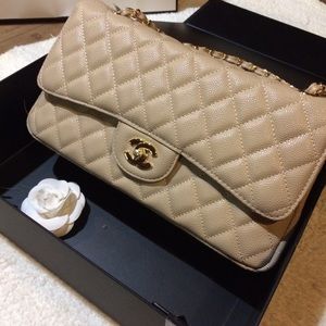 Caviar leather Classic bag